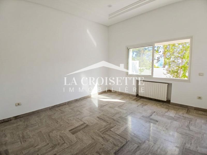 Villa S+4 à Gammarth